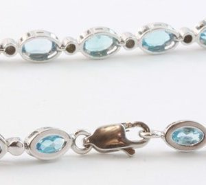 blue topaz bracelet, topaz bracelet, Abrecht Bird, Abrecht Bird Jewellers, blue stone bracelet