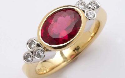 115477 : Rubelite & Diamond Ring