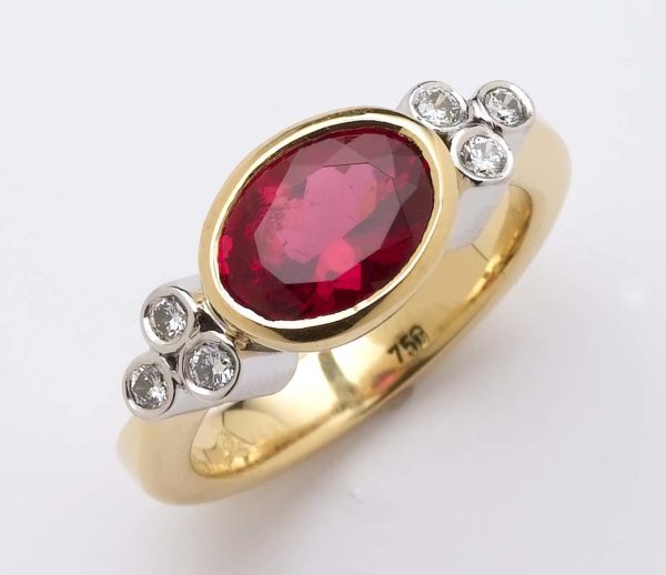 Rubelite and diamond ring, rubelite ring, Abrecht Bird, Abrecht Bird Jewellers, hand made jewellery