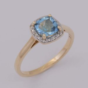 topaz and diamond ring, topaz ring, blue stone ring, Abrecht Bird Jewellers