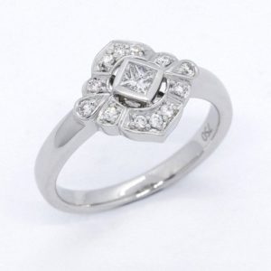 diamond ring, diamond engagement ring, Abrecht Bird Jewellers, multi diamond ring