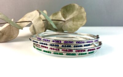 b114 : 9 Carat White Gold Multi Coloured Stackable Bangles