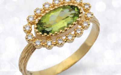 120710 : 9 Carat Yellow Gold Peridot & Diamond Ring