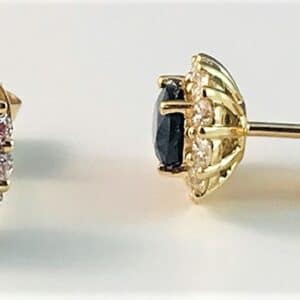 Abrecht Bird, Abrecht Bird Jewellers, sapphire, blue, Australian sapphire, earrings, studs, sapphire and diamond, sapphire studs,